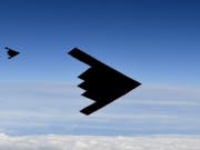 American B-2 Stealth bombers land in the UK