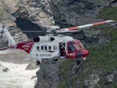 Sikorsky present ‘Winged-S Rescue Award’ to HM Coastguard S-92 crew