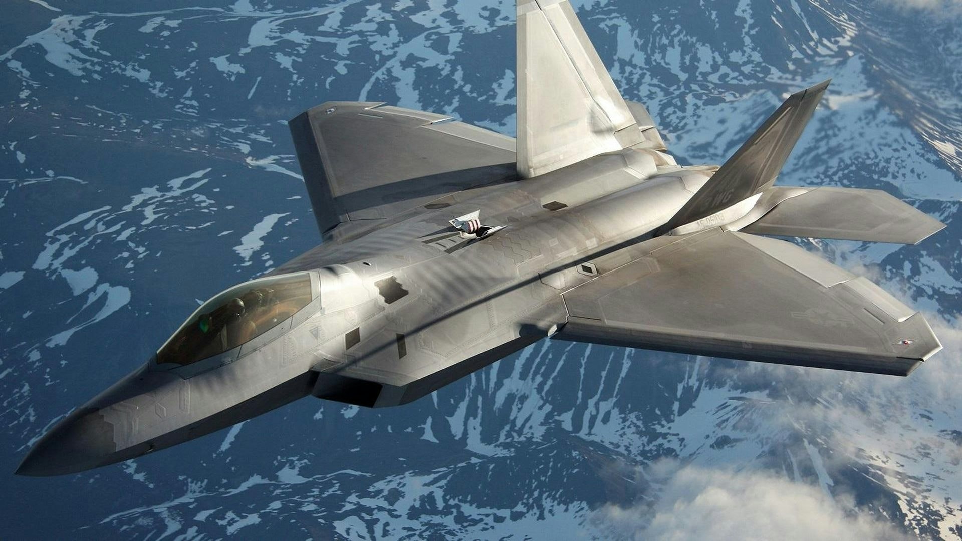F-22 Raptors Take Out Aerial Targets In Missile Tests