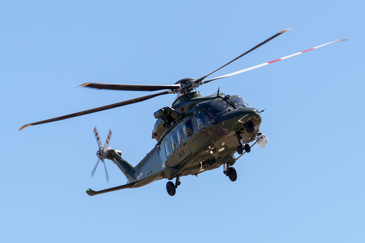 UK Military Helicopter UK NATO Plug 