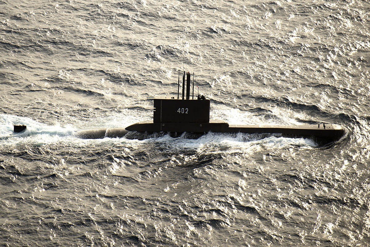 Indonesian submarine missing at sea