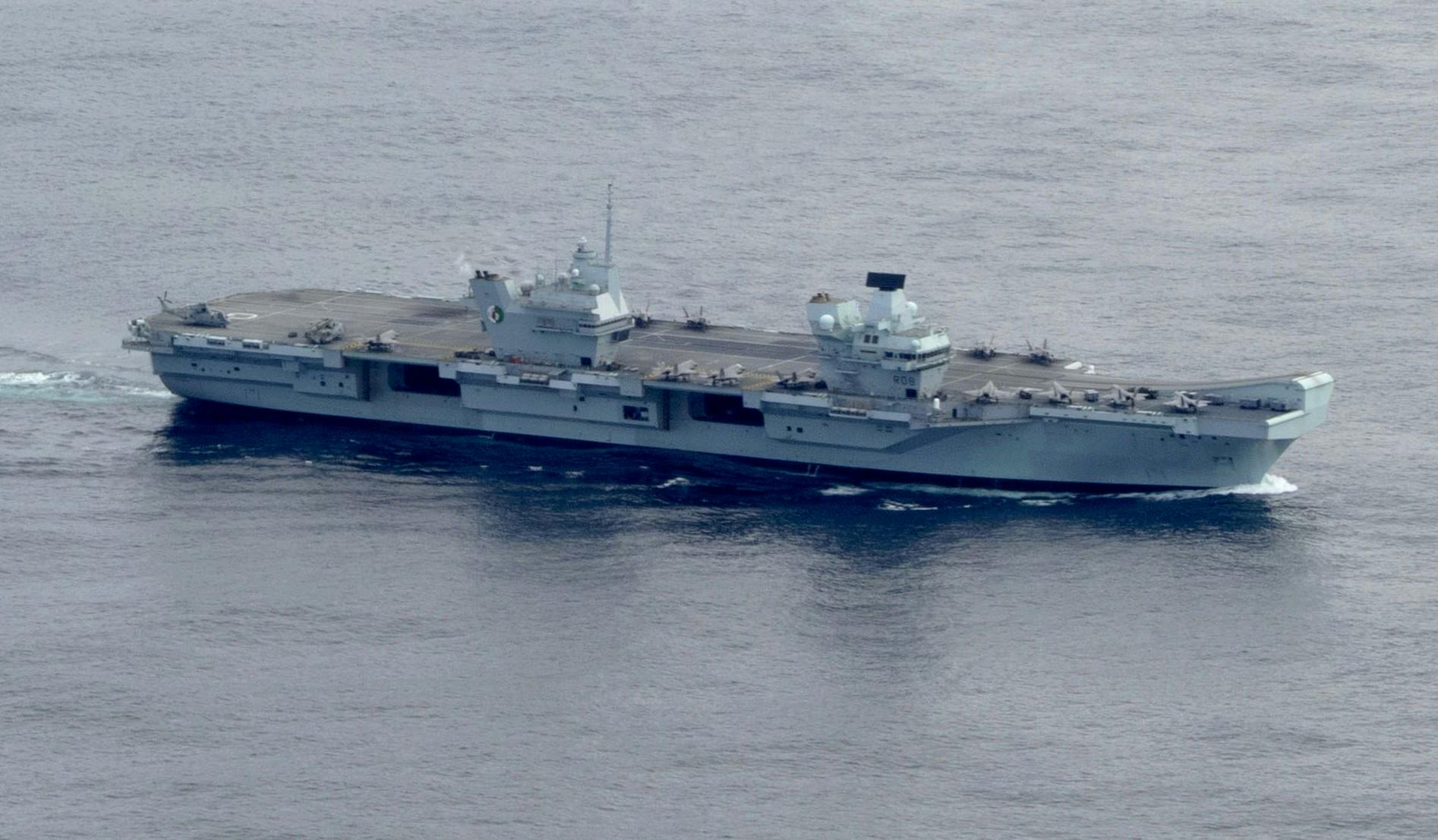 HMS Queen Elizabeth faces extended repair period in Scotland