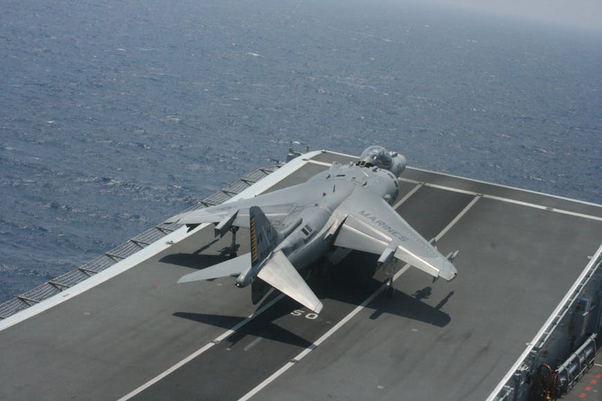 USMC-Harrier-Abroad-British-Warship-HMS-Illustrious-2007.jpg