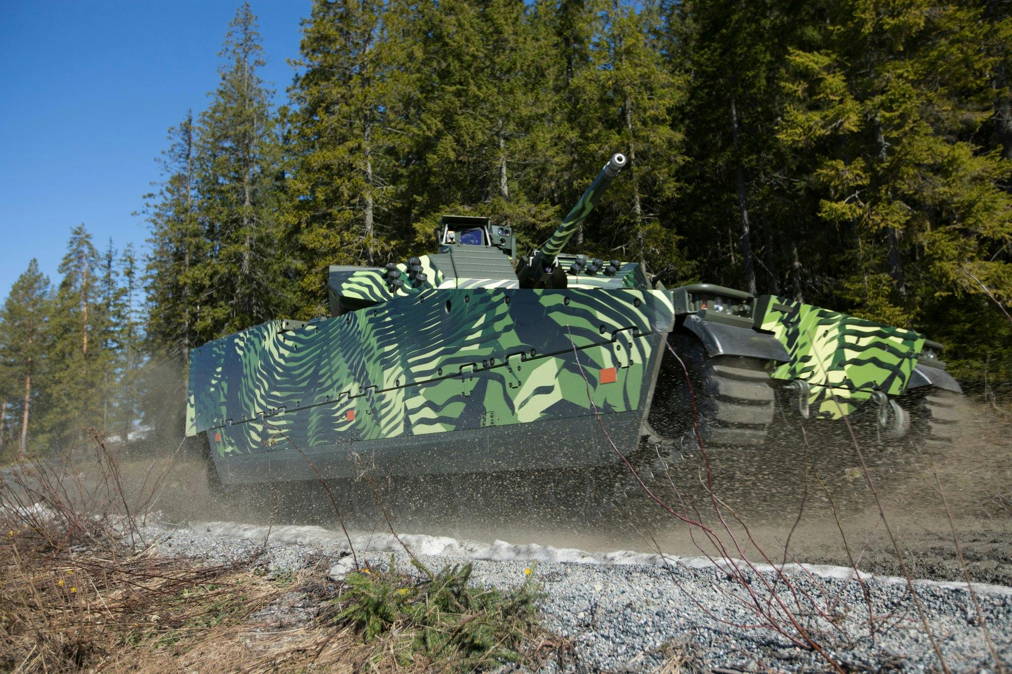 Czech Republic, Sweden sign for Infantry Fighting Vehicles