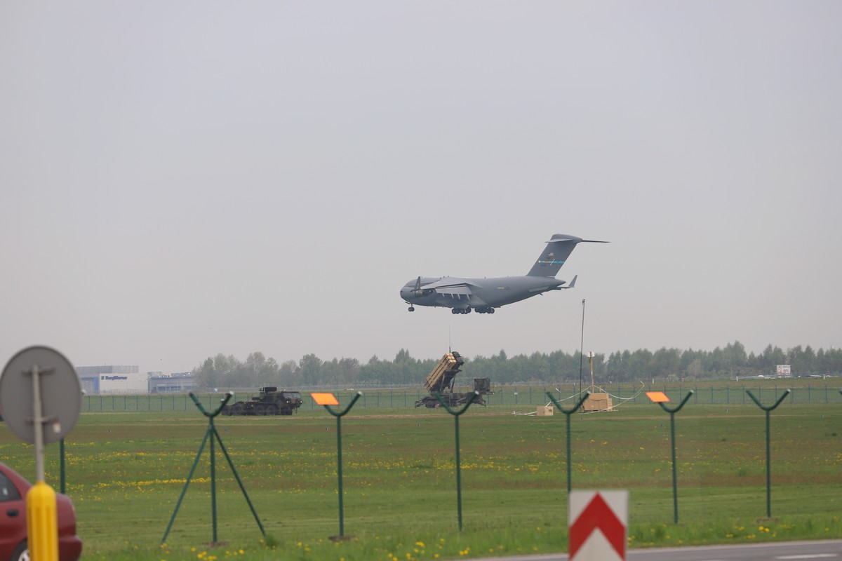 A Polish airport that became the world s link to Ukraine