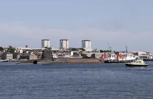 UK issues notice for submarine maintenance contract