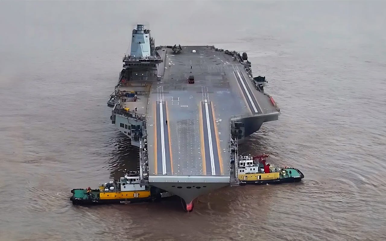 Images show massive new Chinese aircraft carrier