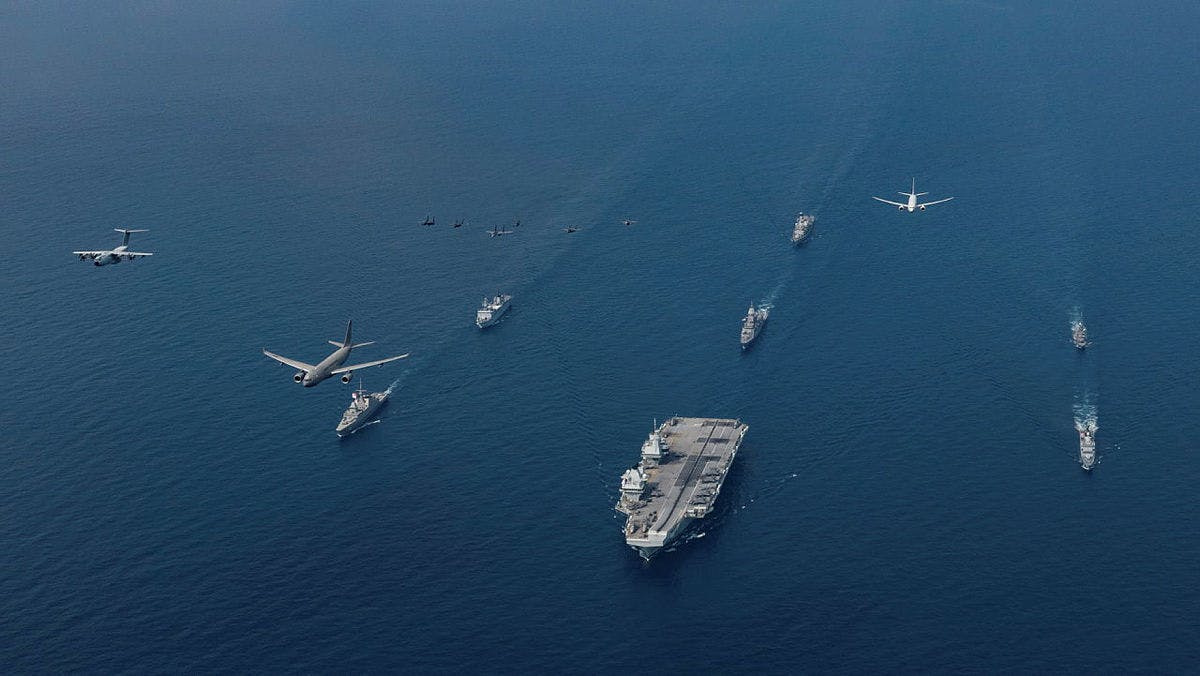 Britischer Flugzeugträger führt multinationale Task Force im Pazifik an.