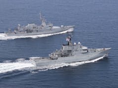 Royal Navy and Irish Navy train together in Celtic Sea
