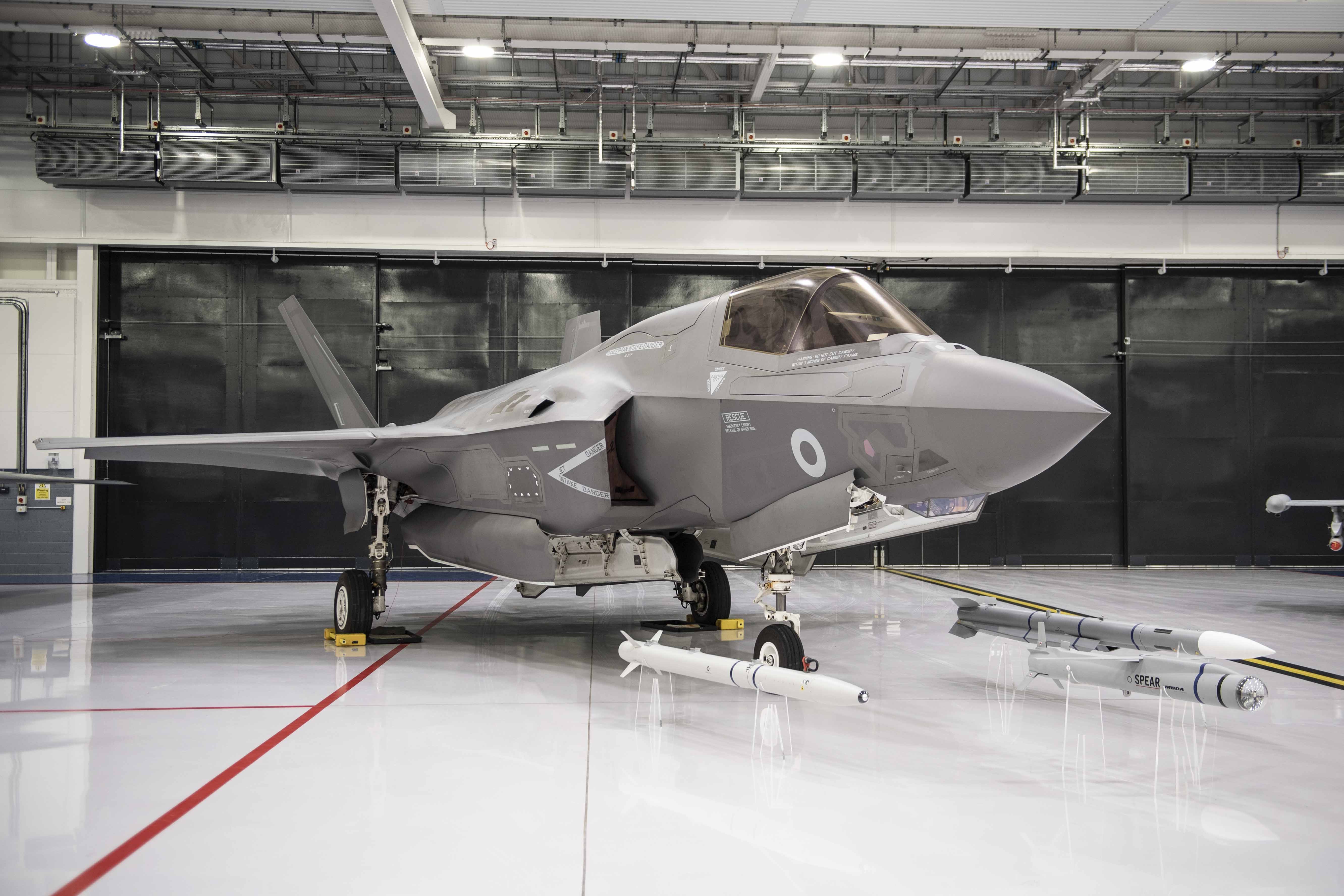 Defence Secretary Declares F-35B Combat Ready