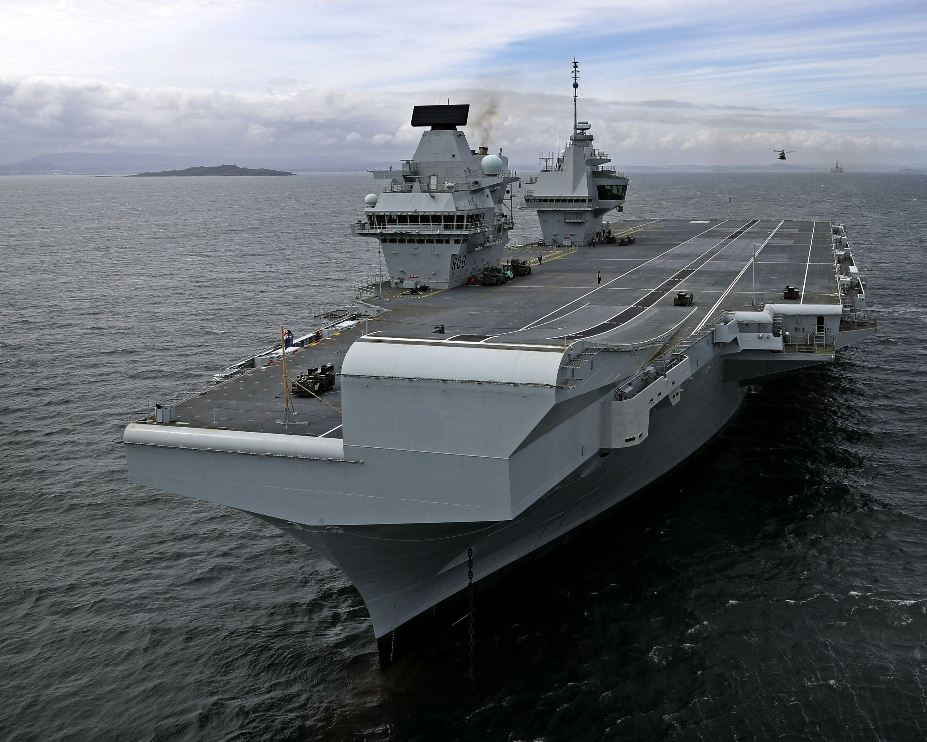 a-guide-to-the-queen-elizabeth-class-aircraft-carriers