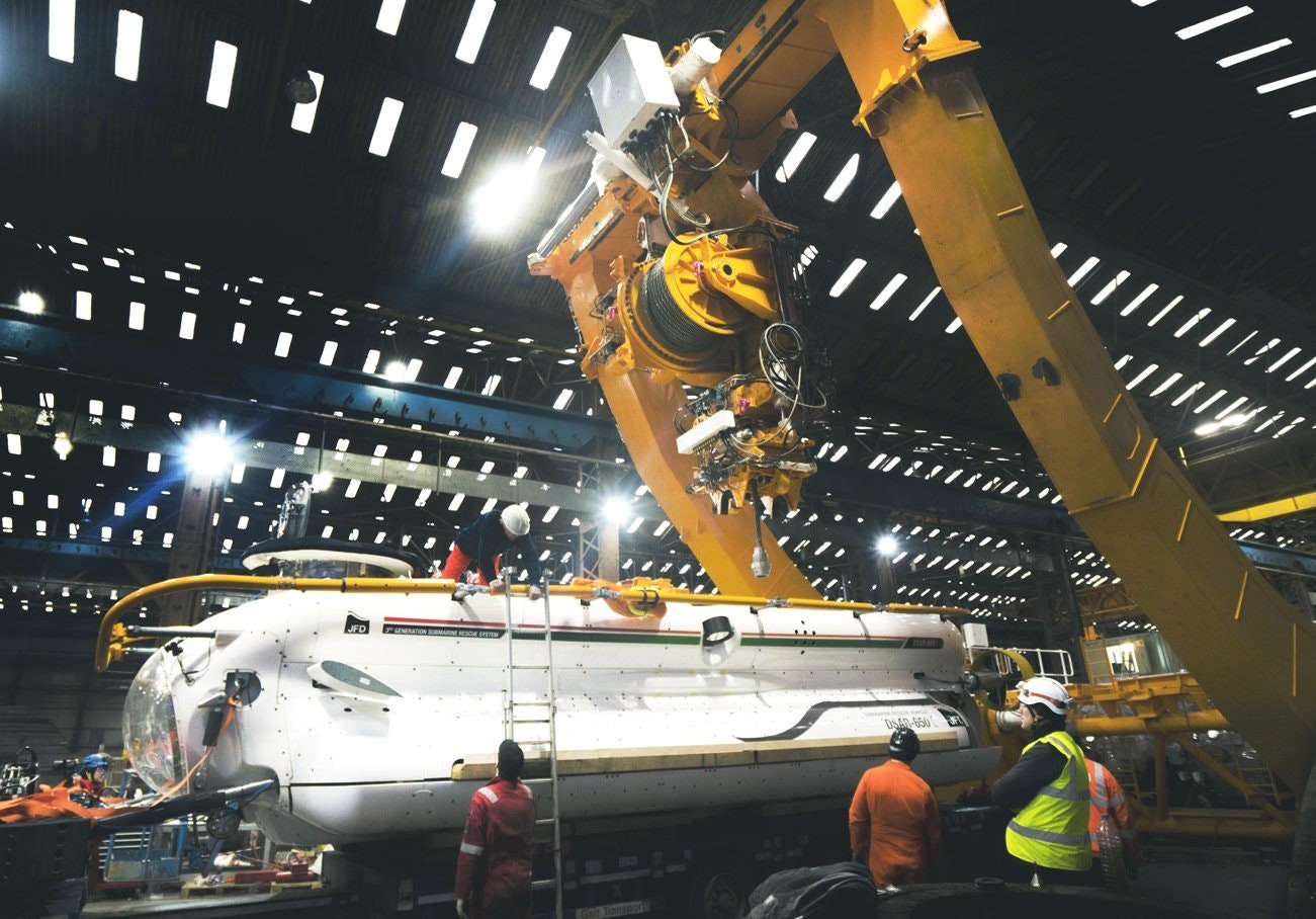 Glasgow firm complete new Submarine Launch and Recovery System