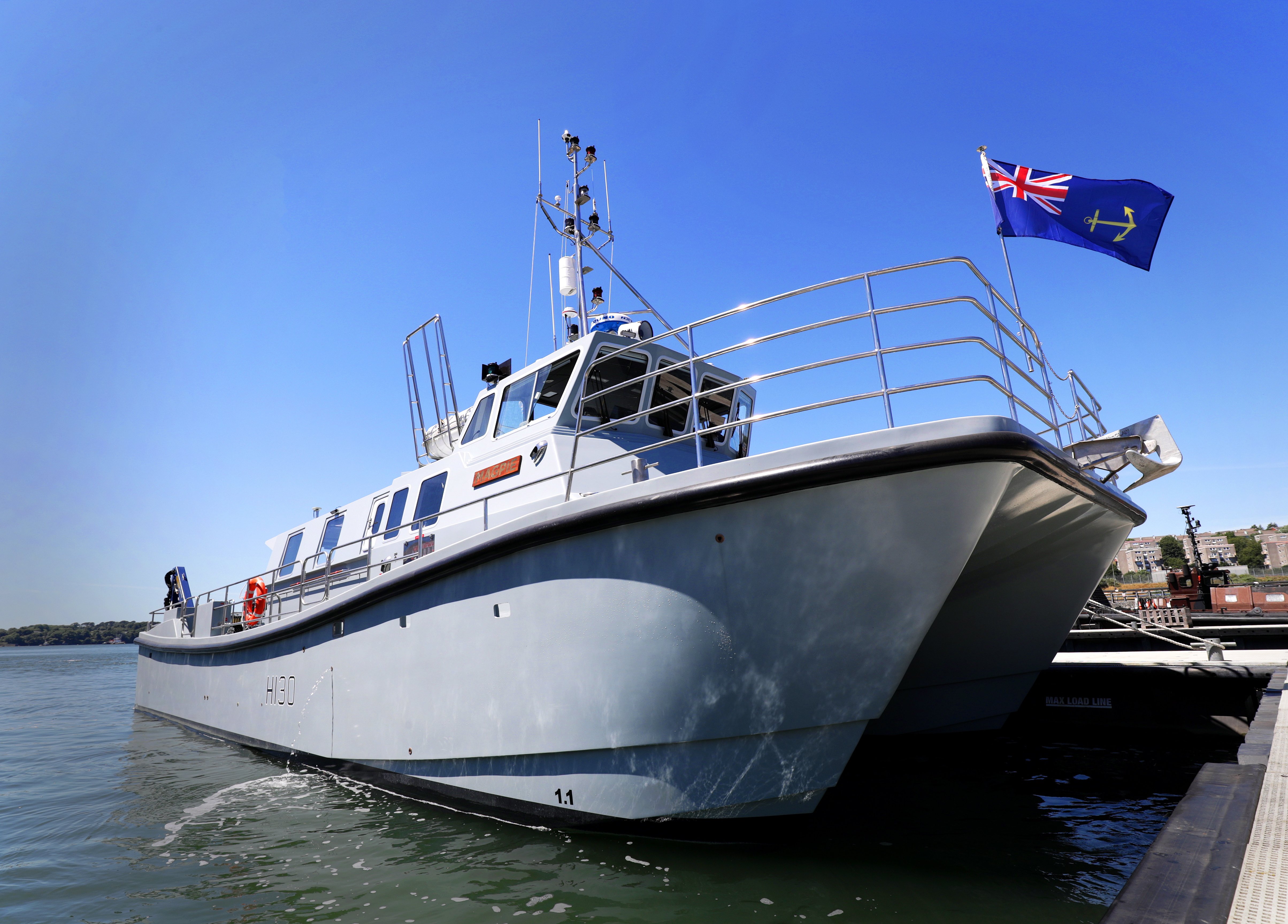 hmnb devonport tours