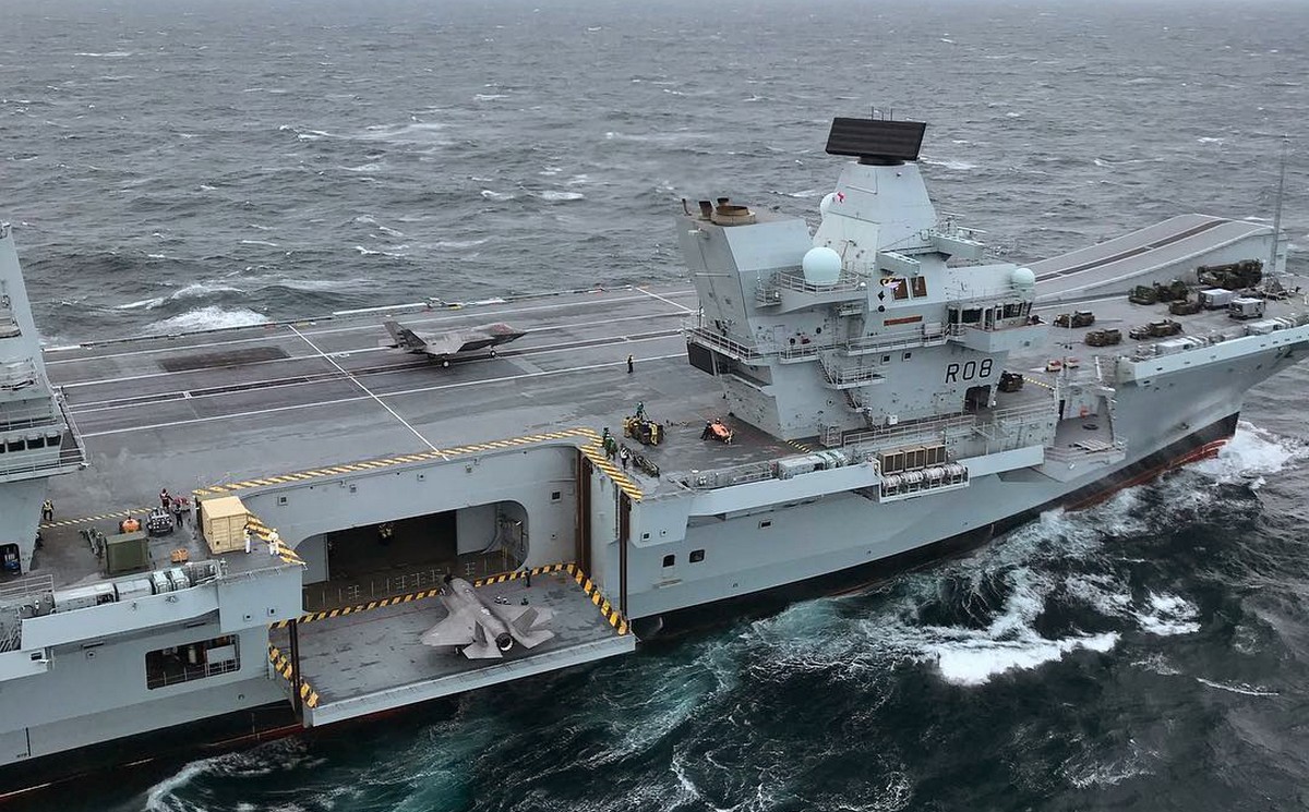 HMS Queen Elizabeth Begins Second Phase Of F-35 Trials