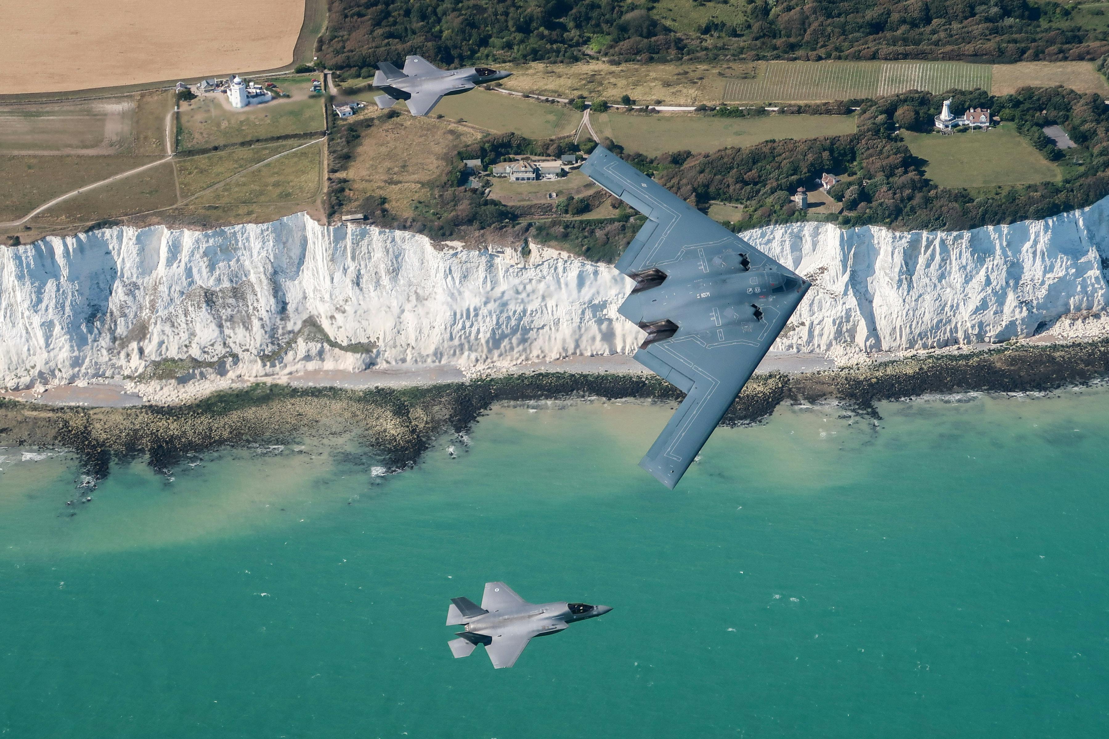 in-pictures-british-f-35-jets-fly-with-american-b-2-stealth-bombers