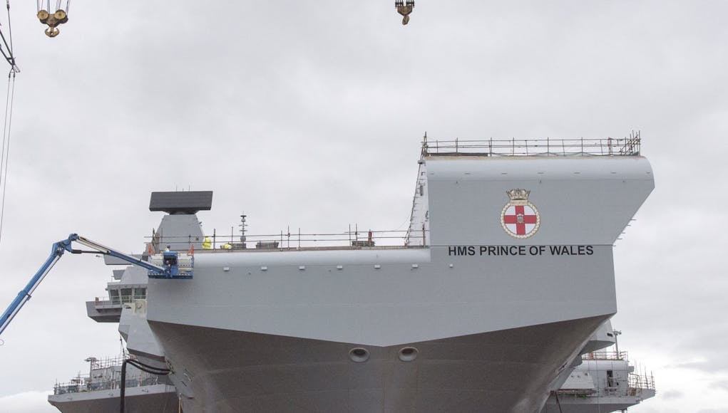 HMS_Prince_of_Wales_(R09)_under_construction