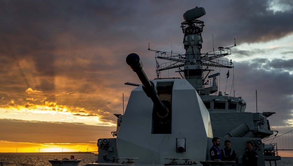 HMS KENT PASSES THROUGH CHOKE POINT DURING BALTOPS 20