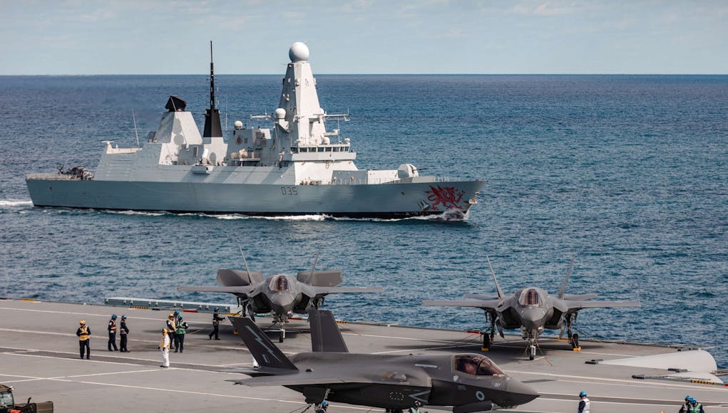 FIRST UK FIGHTER JETS LAND ONBOARD HMS QUEEN ELIZABETH